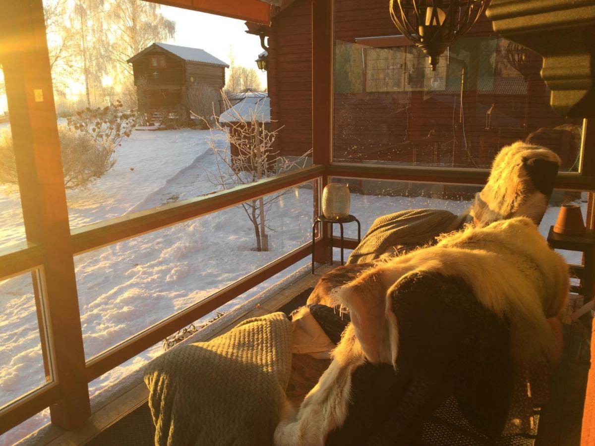 Mysigt Boende I Raettvik Med Utsikt Oever Siljan Kültér fotó