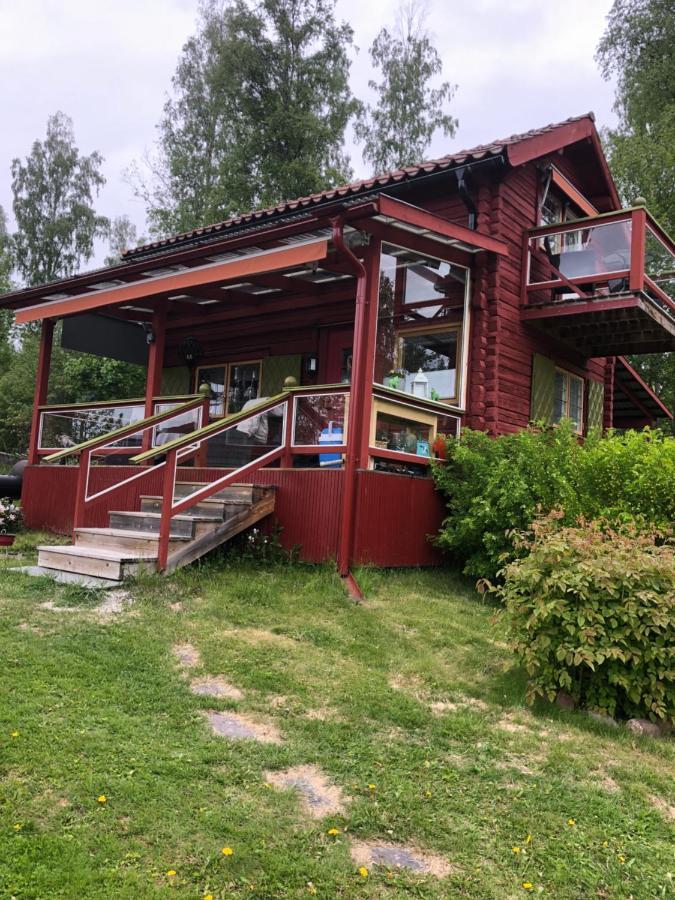 Mysigt Boende I Raettvik Med Utsikt Oever Siljan Kültér fotó