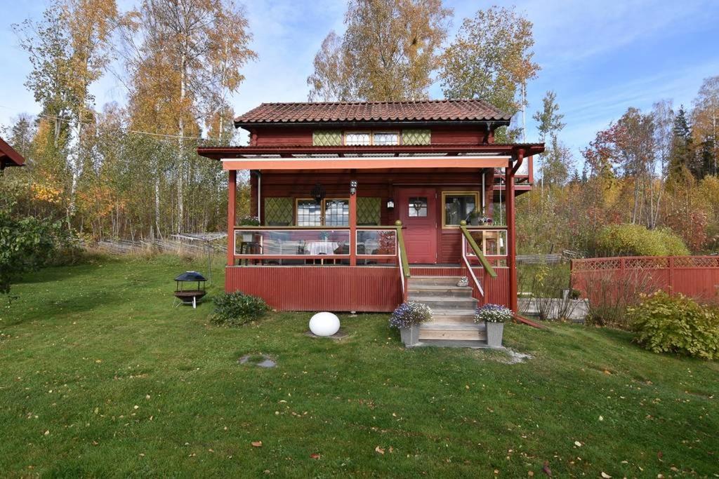 Mysigt Boende I Raettvik Med Utsikt Oever Siljan Kültér fotó